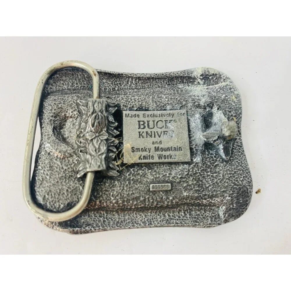 Buck Knives Metal Belt Buckle, Four Generations of Knife‎ Makers